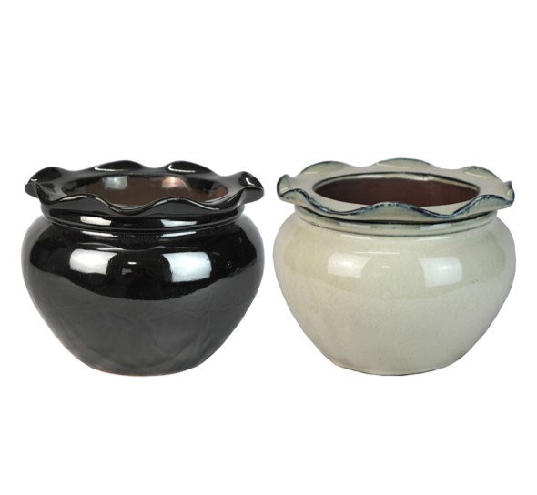 Self-Watering Scallop Pot