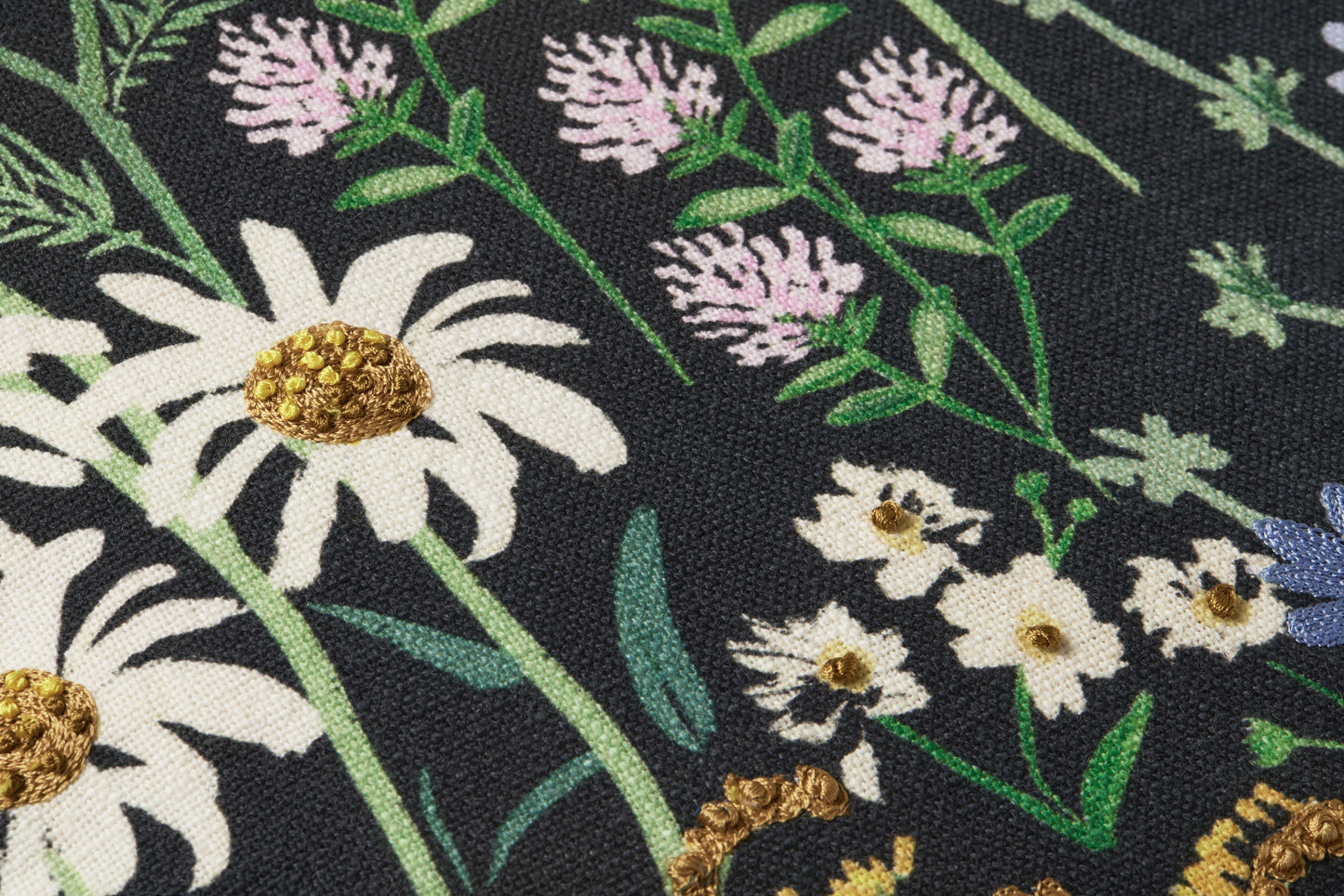 Pillow; PRP0026